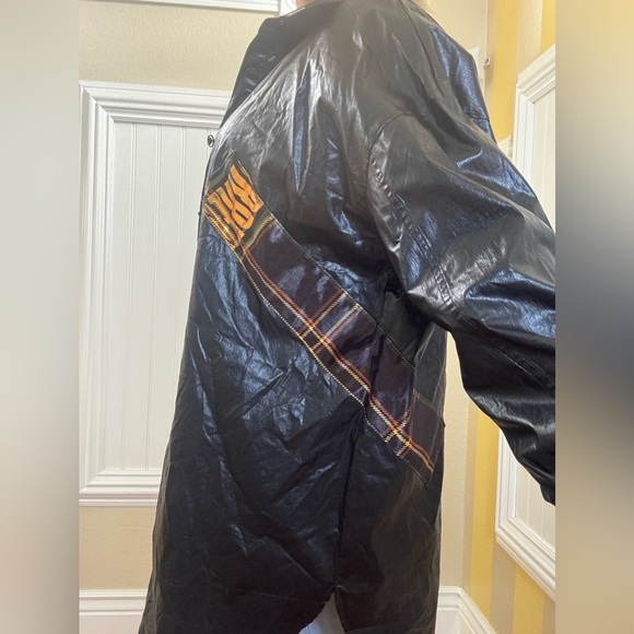 Stylish Black Utility Shirt for Women - Picture 8 of 9